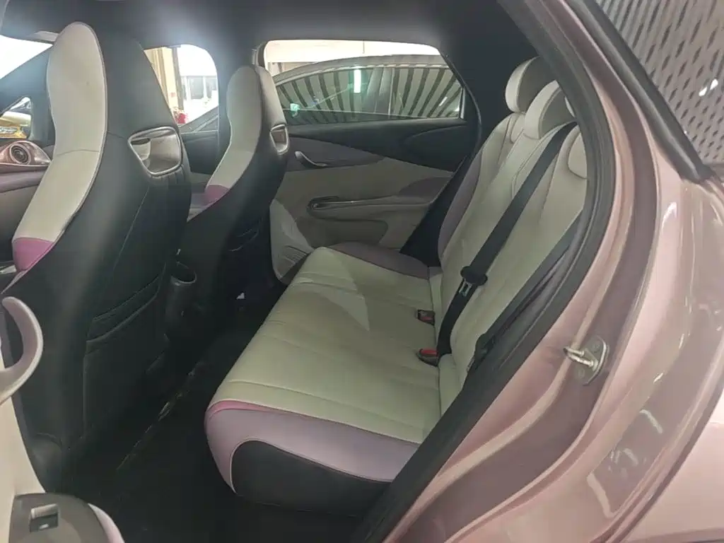 BYD Dolphin — миниатюра 17