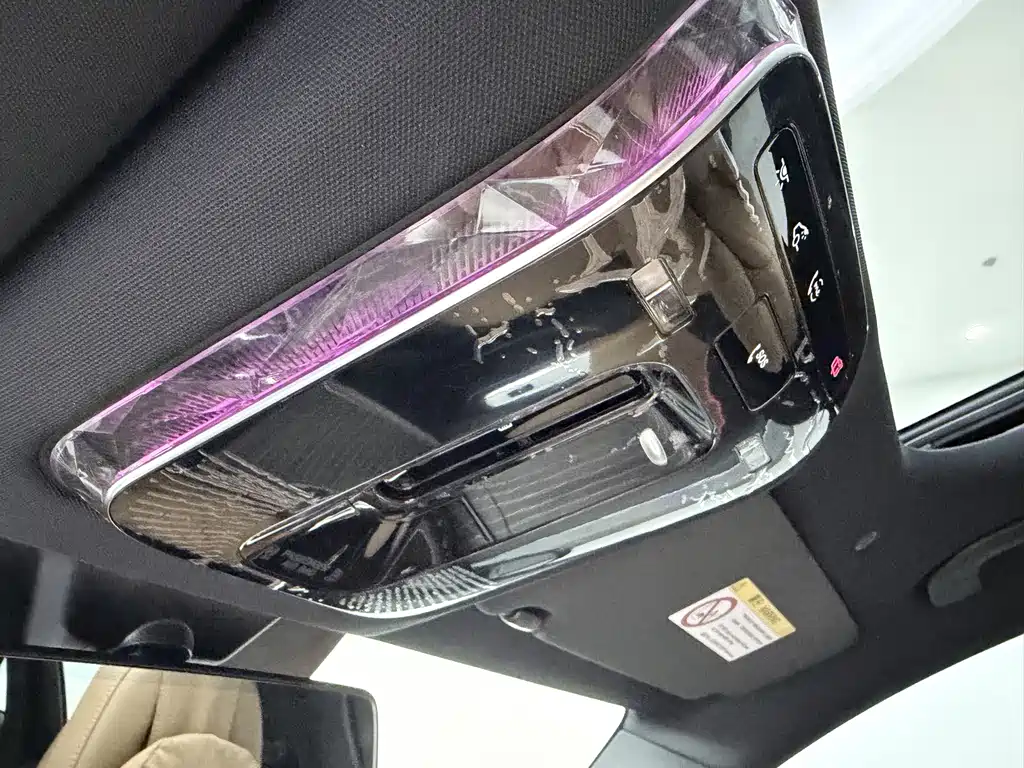 Mercedes-Benz E-Class — миниатюра 44