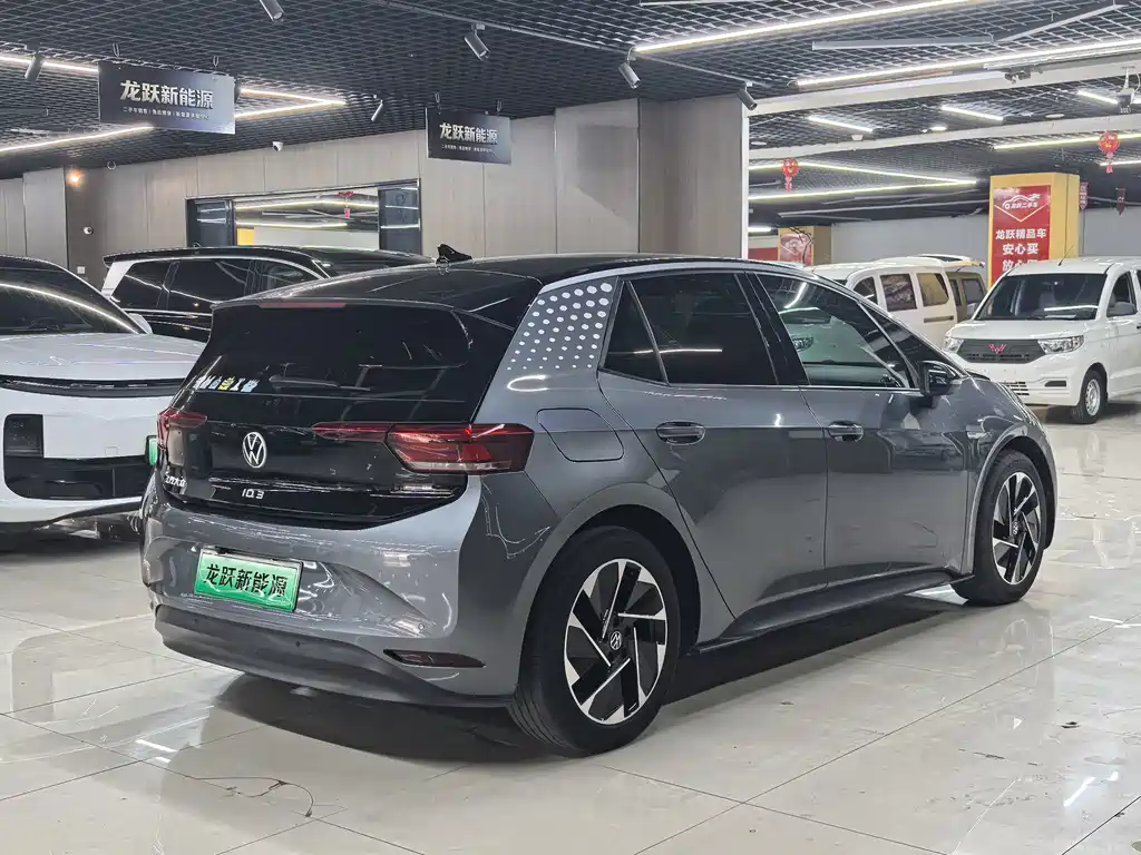 Volkswagen ID.3 — миниатюра 4