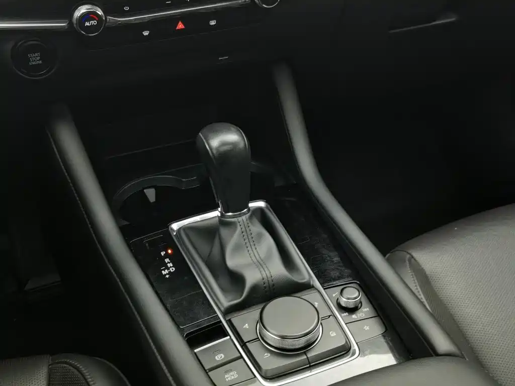 Mazda 3 Axela — миниатюра 13