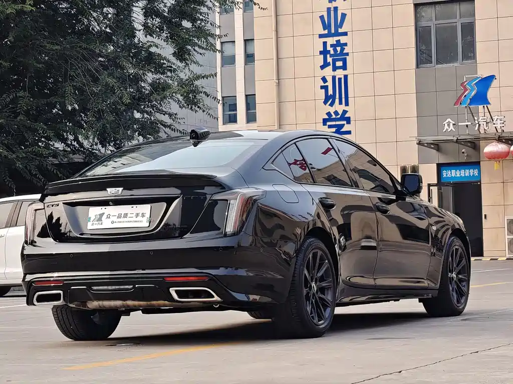 Cadillac CT5 — миниатюра 7