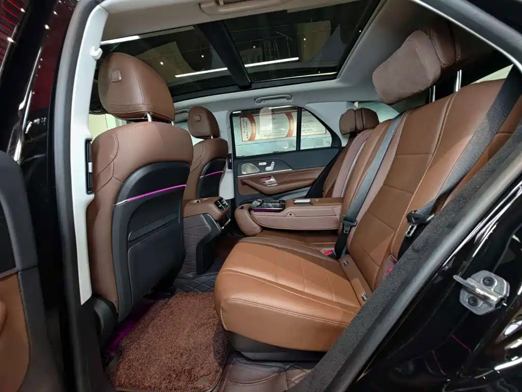 Mercedes-Benz GLE (Import) — миниатюра 18