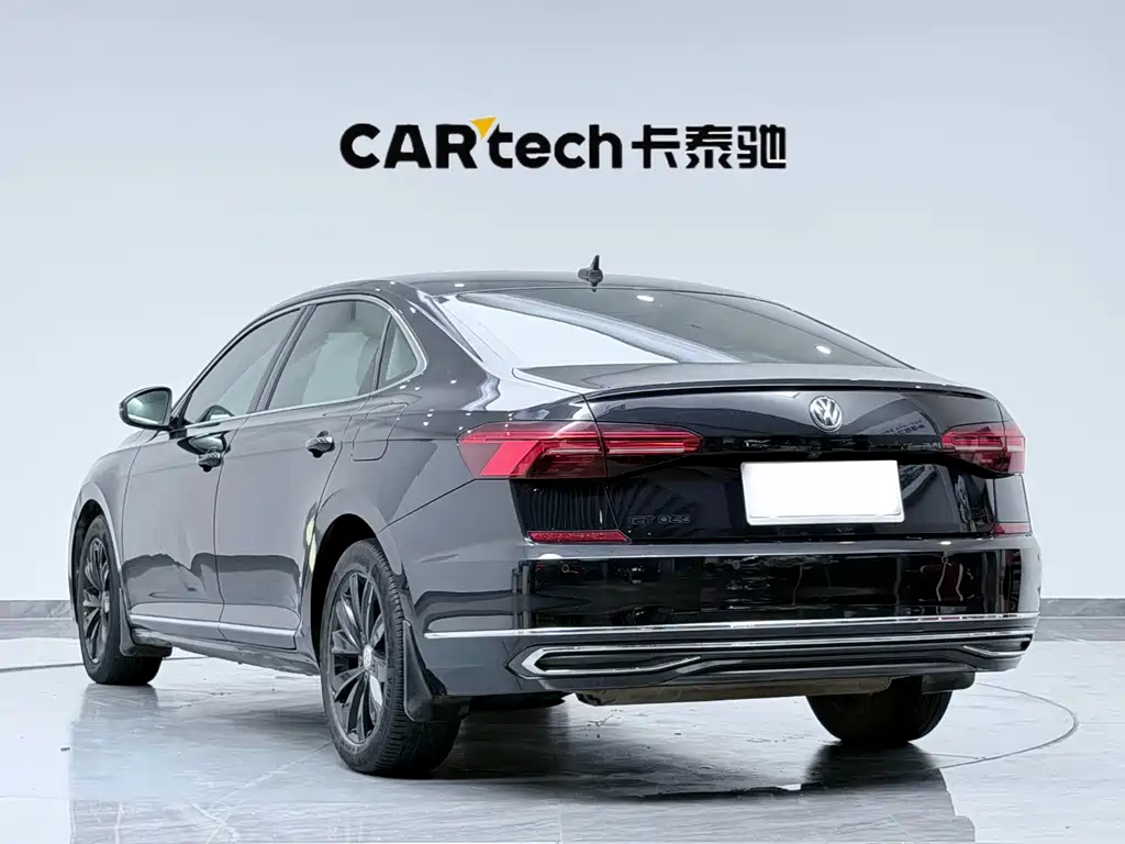Volkswagen Passat — миниатюра 7