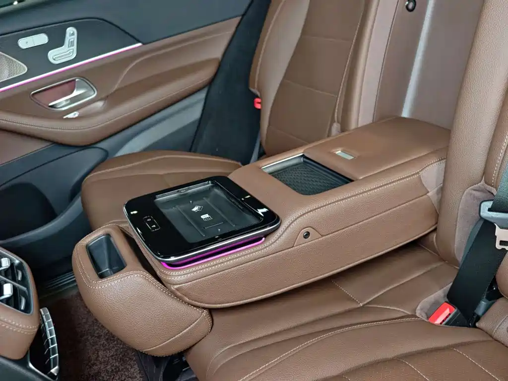 Mercedes-Benz GLE (Import) — миниатюра 40