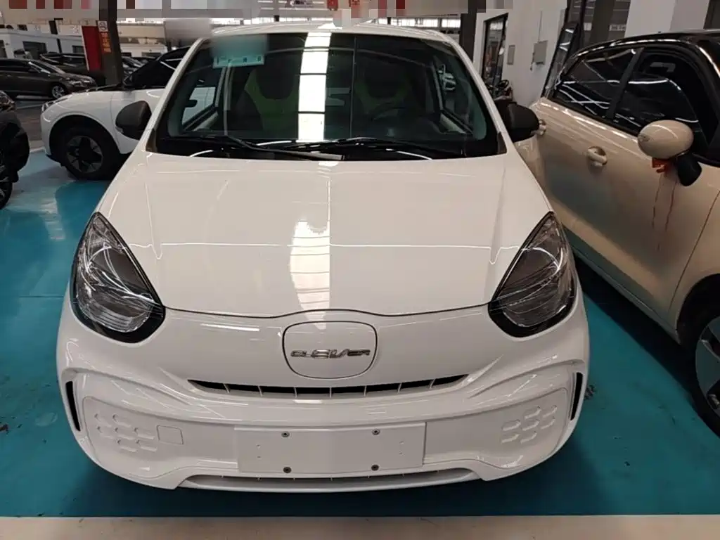 Roewe Clever — миниатюра 3