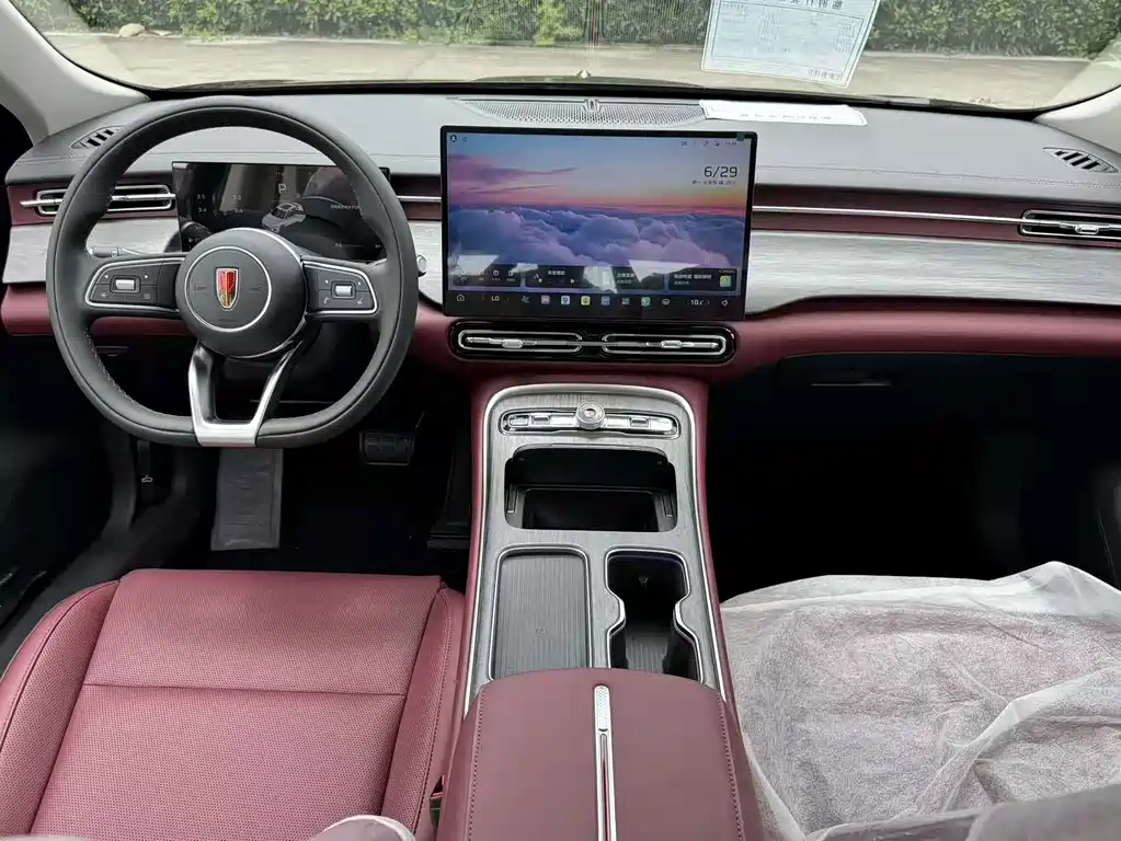Hongqi Hongqi H5 — миниатюра 4