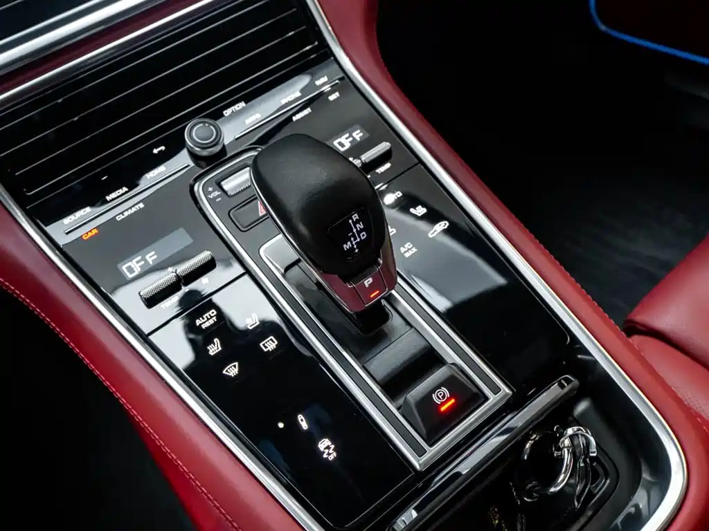 Porsche Panamera — миниатюра 19
