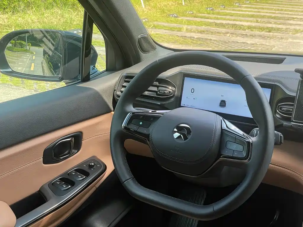 NIO ES8 — миниатюра 18