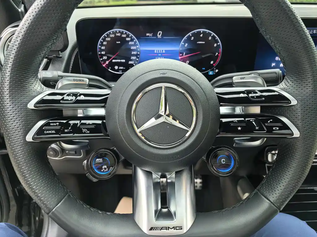 Mercedes-Benz GLB AMG — миниатюра 5
