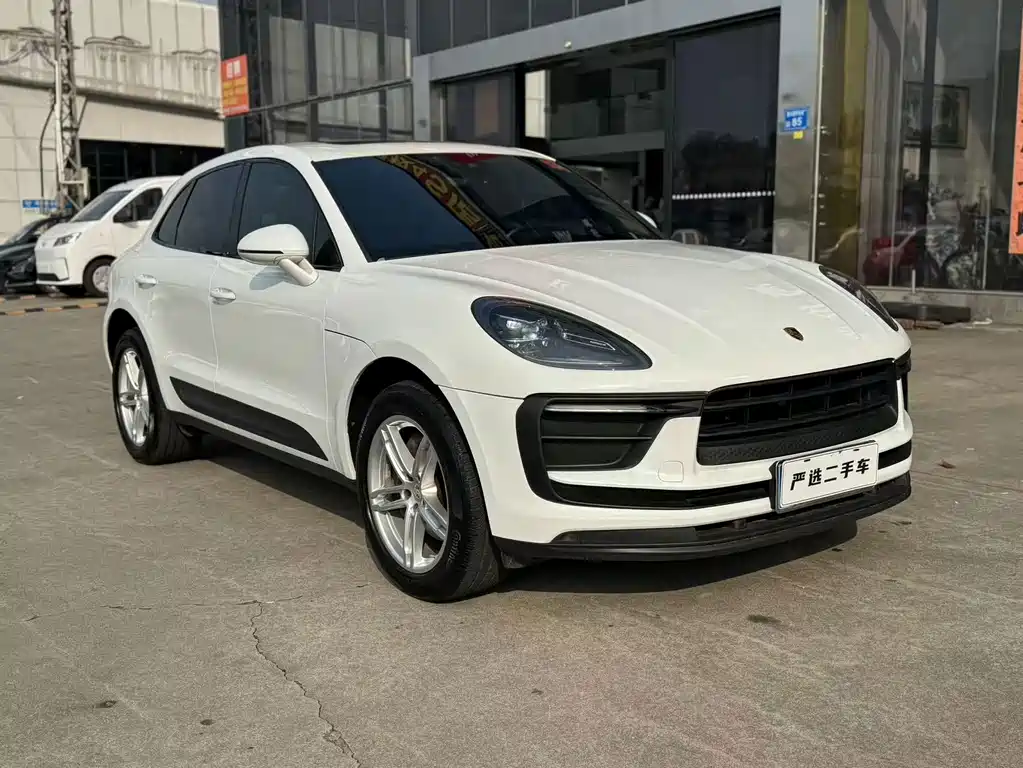 Porsche Macan — миниатюра 3