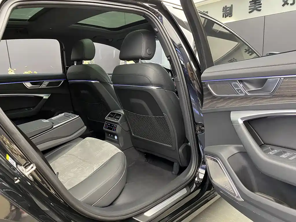 Audi A6L 2025 45 TFSI