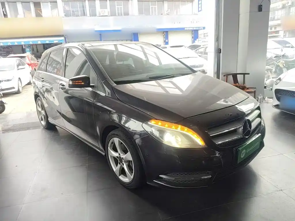 Mercedes-Benz B-Class — миниатюра 4