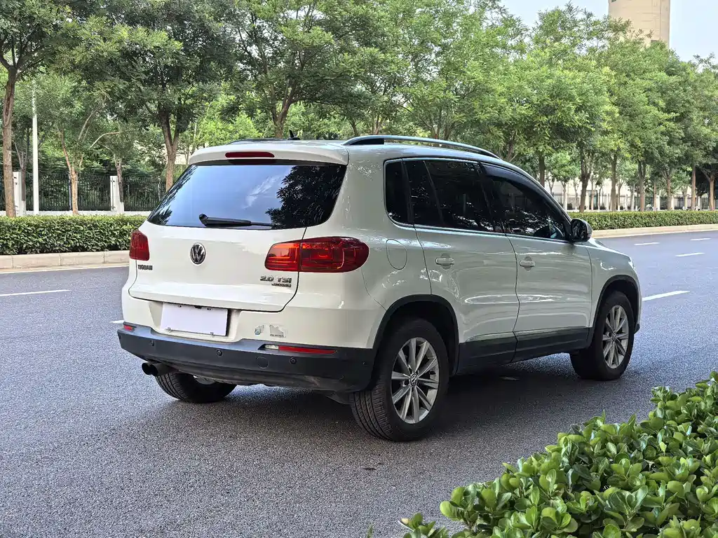 Volkswagen Tiguan 2012 2.0TSI Comfort