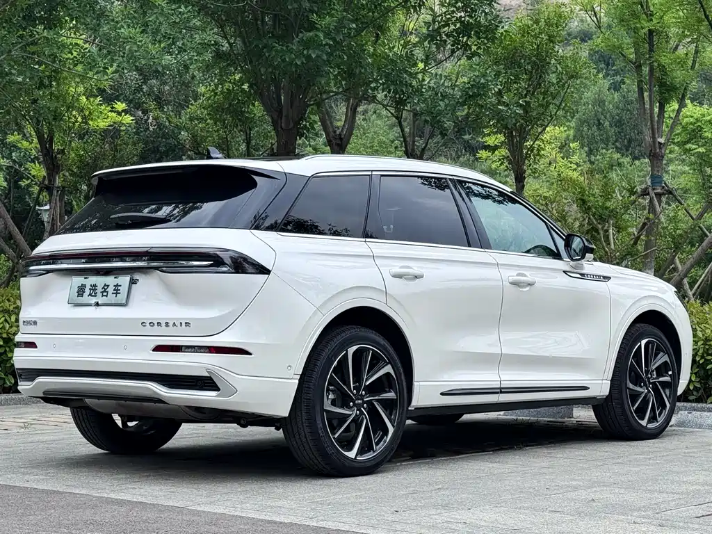 Lincoln Corsair 2024 2.0T