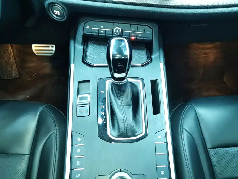 Wey Wey VV5 — миниатюра 16