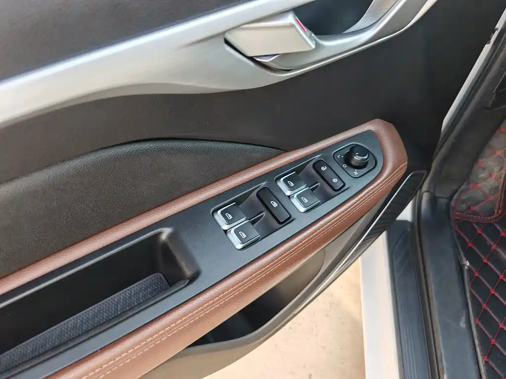 Geely Vision — миниатюра 9