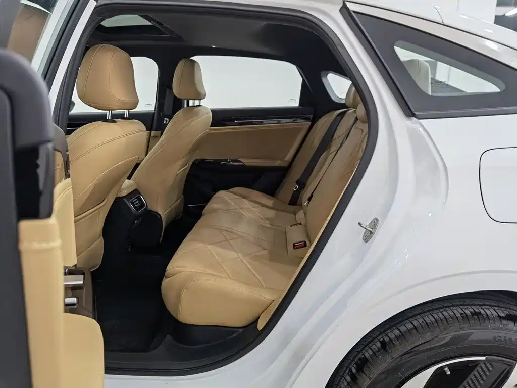 GEELY GALAXY GALAXY L6