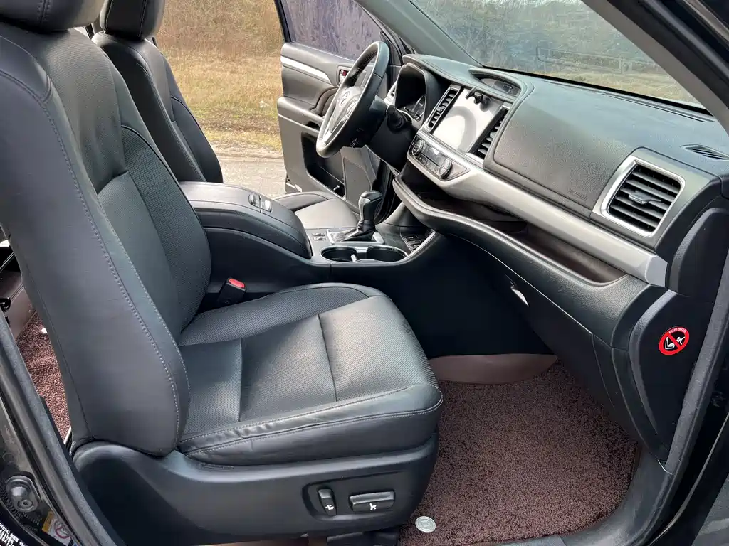 Toyota Highlander — миниатюра 15