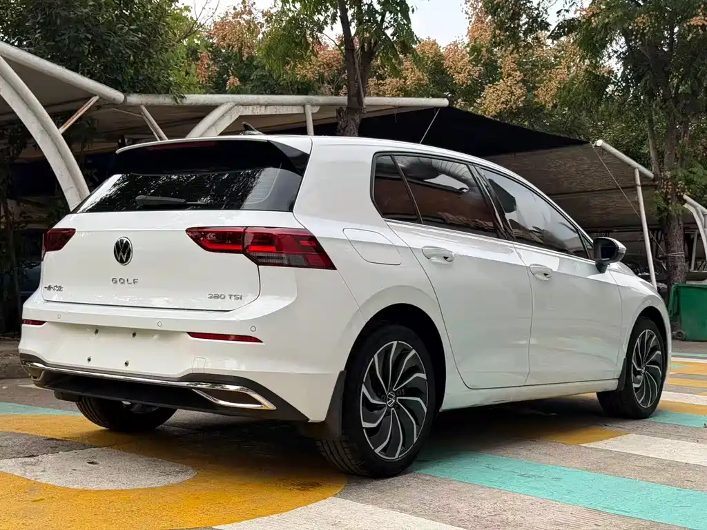 Volkswagen Golf — миниатюра 12