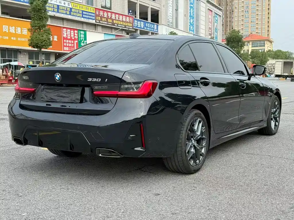 BMW 3 Series — миниатюра 9