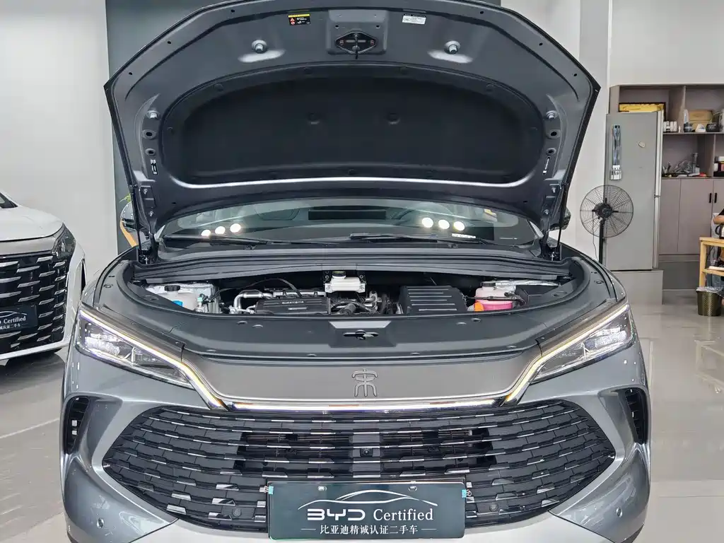 BYD L DM-i — миниатюра 3
