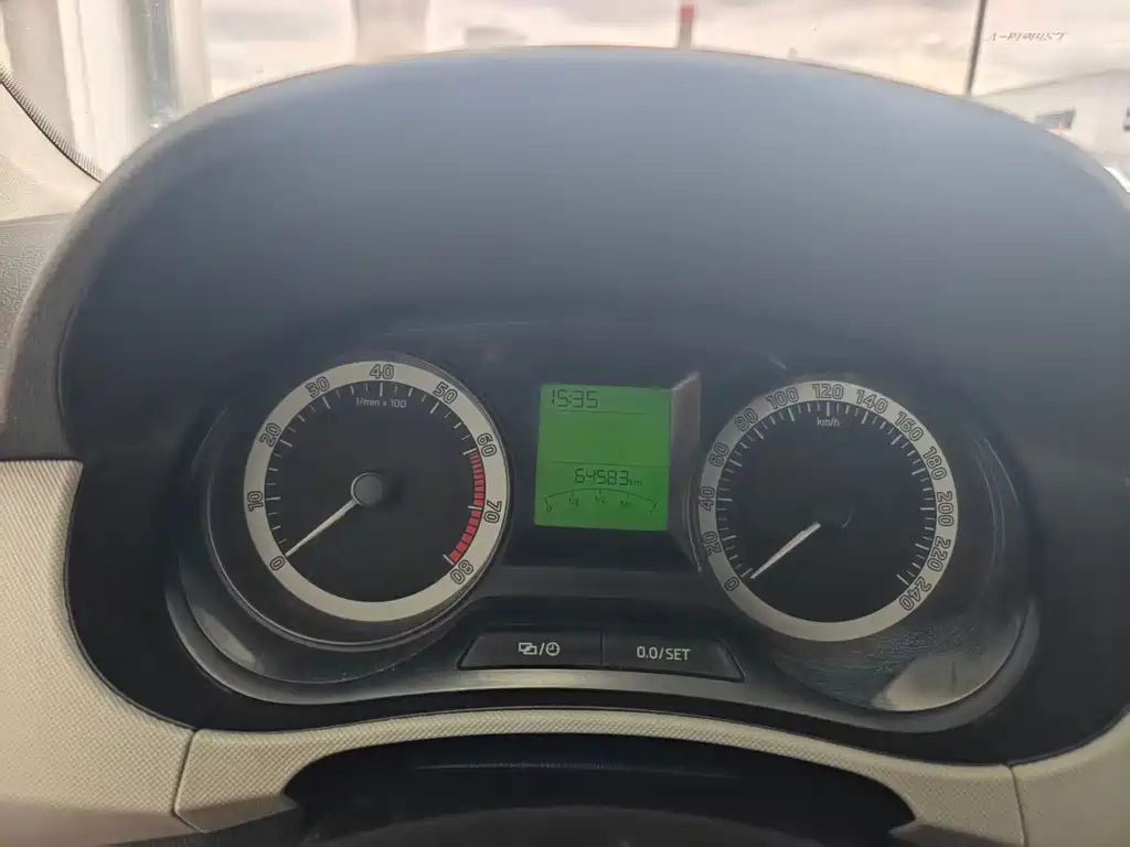 Skoda Fabia — миниатюра 8