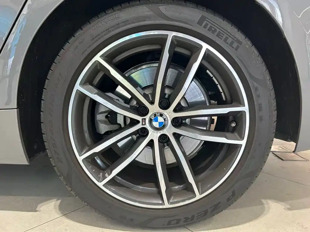 BMW 5 Series (Import) — миниатюра 11