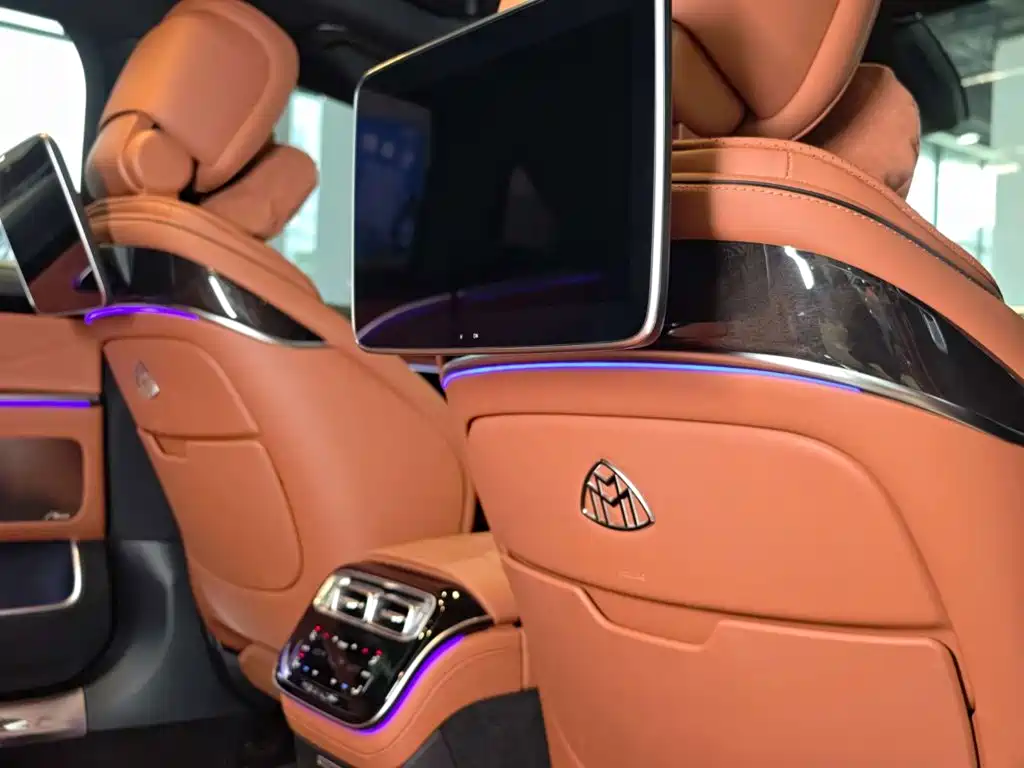 Mercedes-Benz S-Class — миниатюра 16