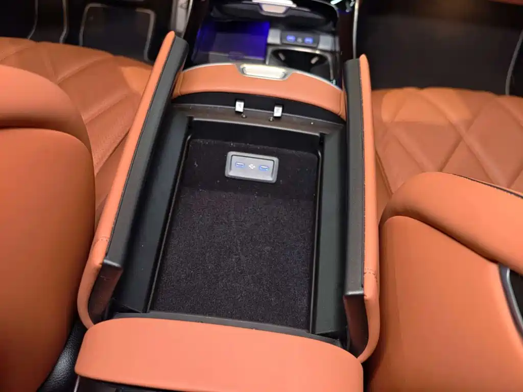 Mercedes-Benz S-Class — миниатюра 27