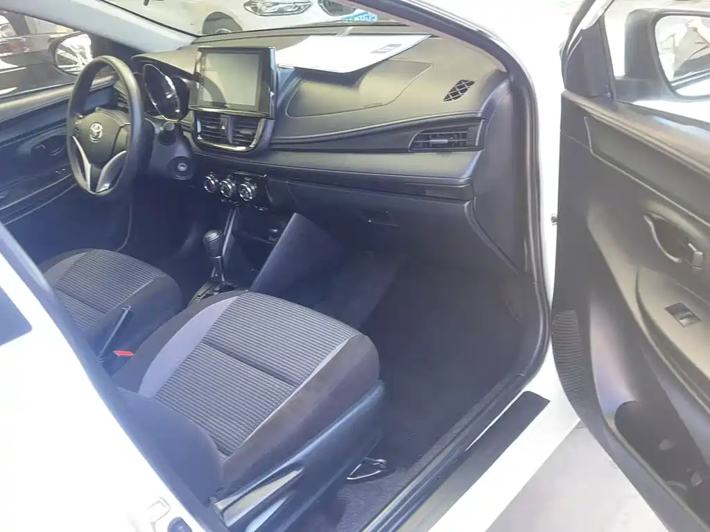 Toyota Vios — миниатюра 4