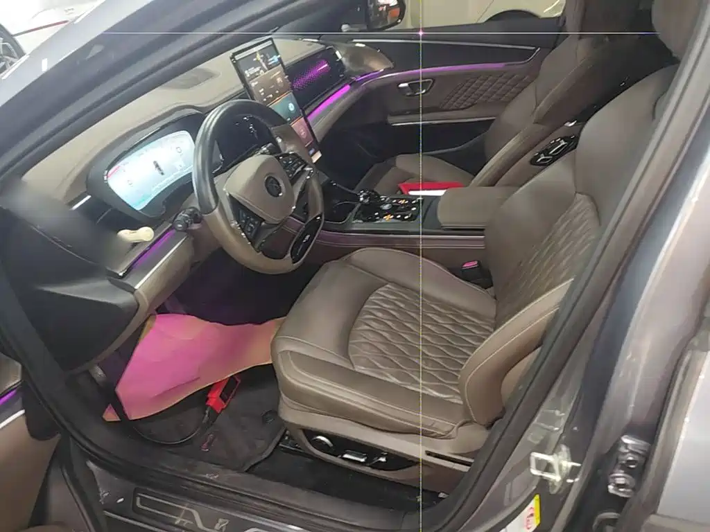 BYD Han — миниатюра 15