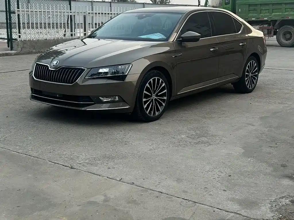 Skoda Superb