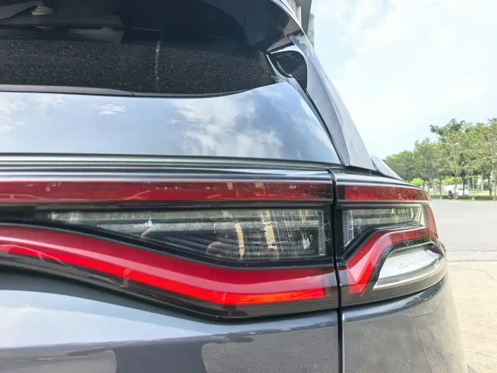 BYD Tang New Energy — миниатюра 13