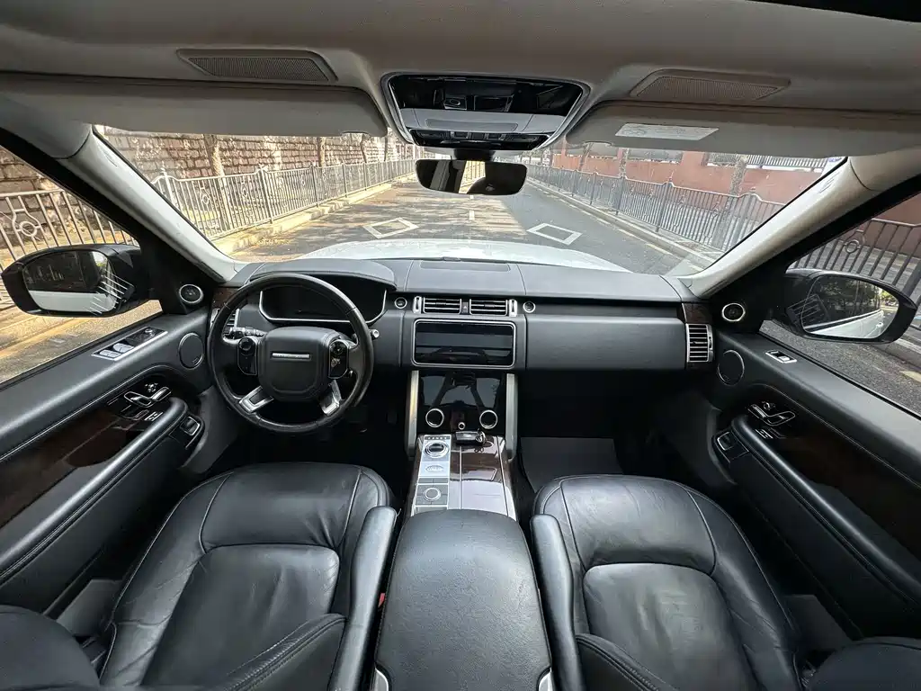 Land Rover Range Rover — миниатюра 6