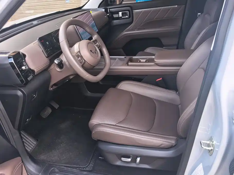 Wuling Xingguang 560 New Energy — миниатюра 9
