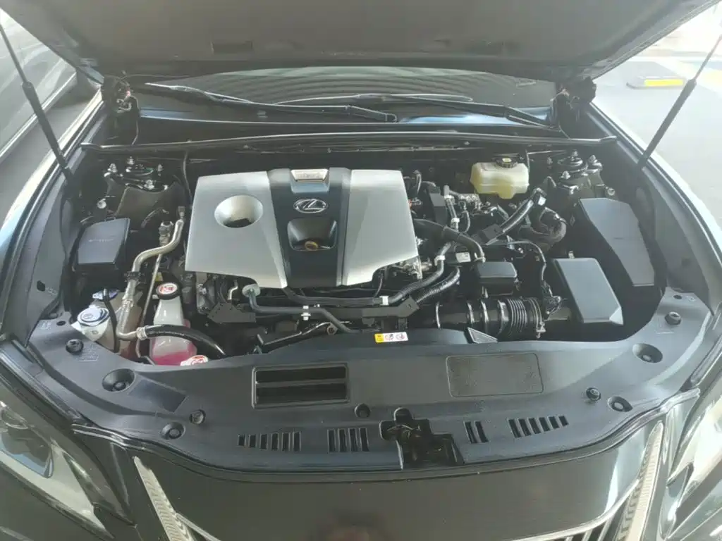 Lexus ES — миниатюра 20