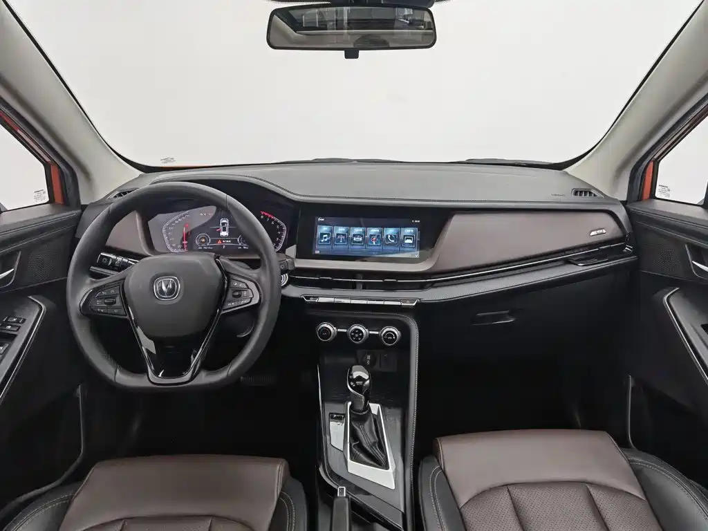 Changan CS15 — миниатюра 5