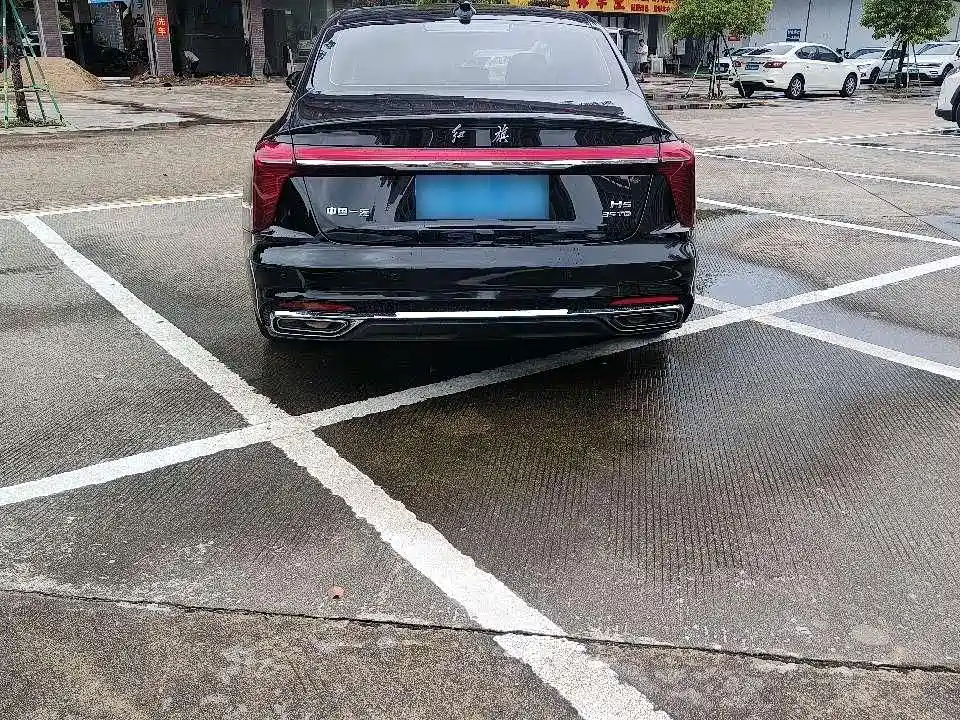 Hongqi Hongqi H5 — миниатюра 12