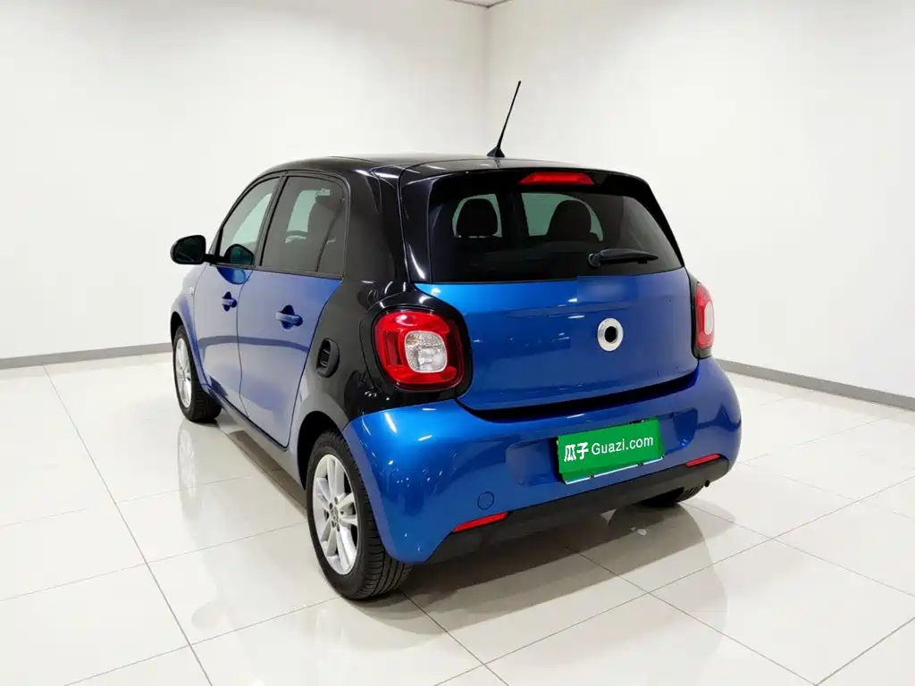 smart Smart Forfour — миниатюра 4