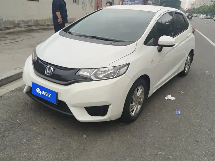 Купить Honda Fit