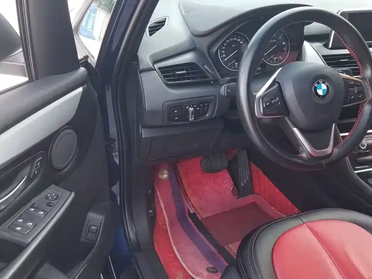 BMW 2 Series Active Tourer — миниатюра 16