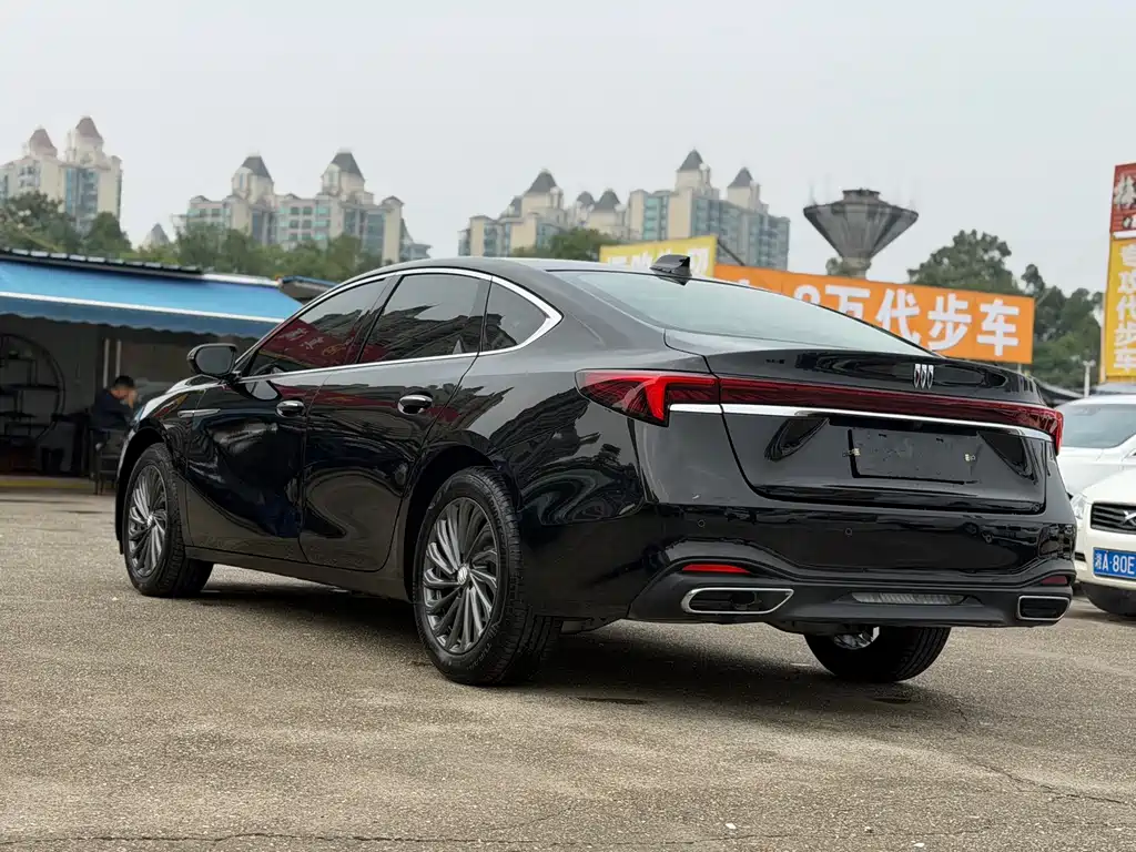Buick LaCrosse — миниатюра 6