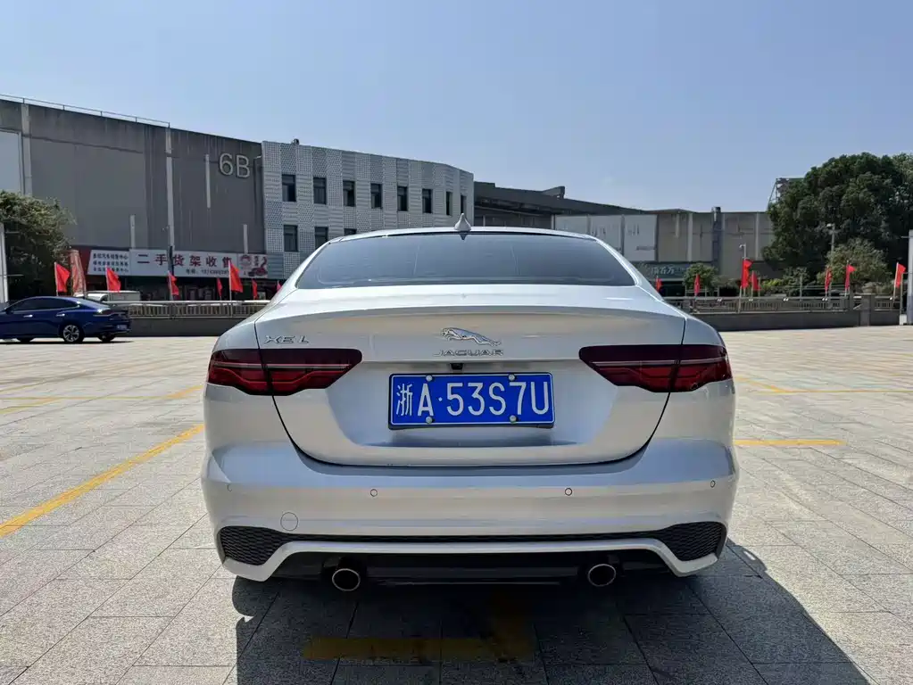 Jaguar XEL — миниатюра 5