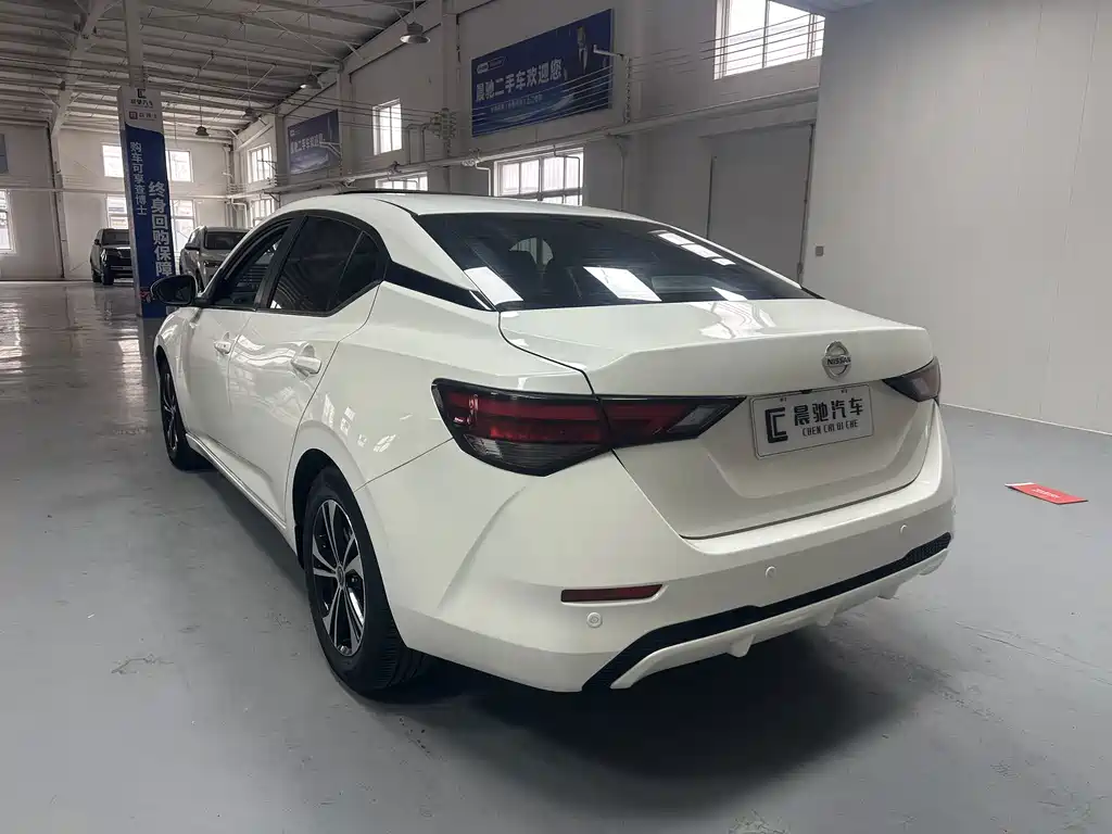 Nissan Sylphy — миниатюра 6