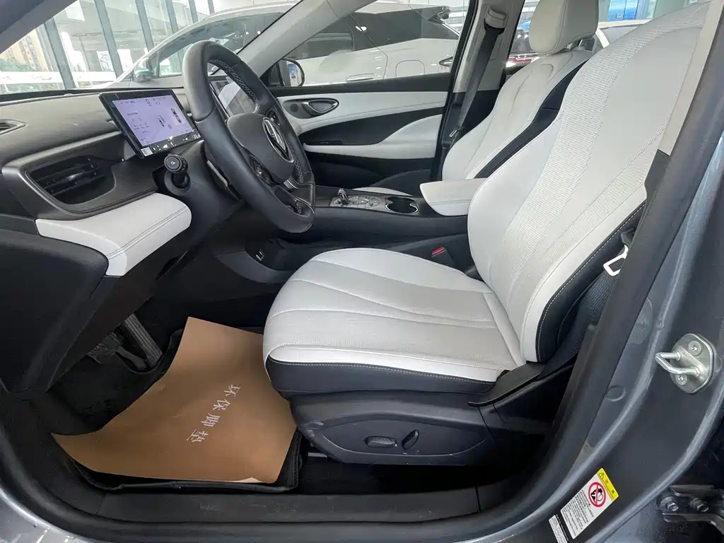 BYD Seal 05 DM-i — миниатюра 6