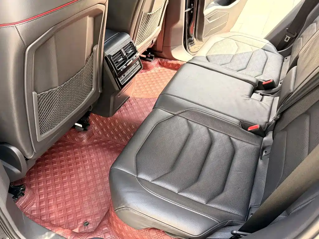 Volkswagen Touareg — миниатюра 6