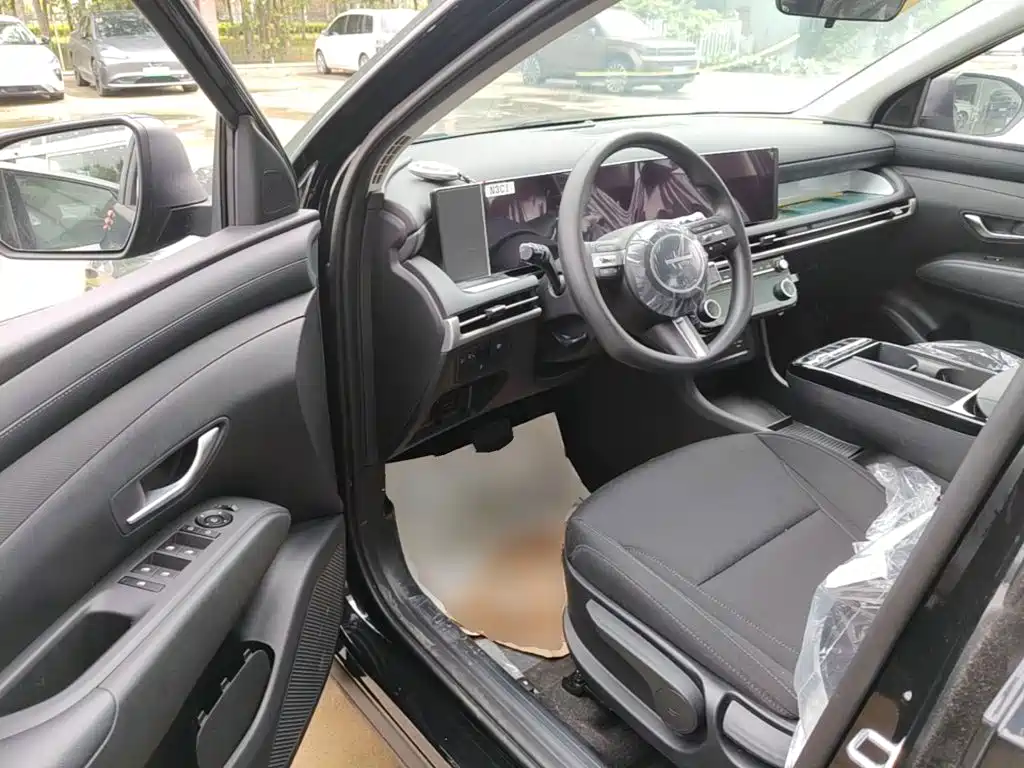 Hyundai Tucson — миниатюра 16