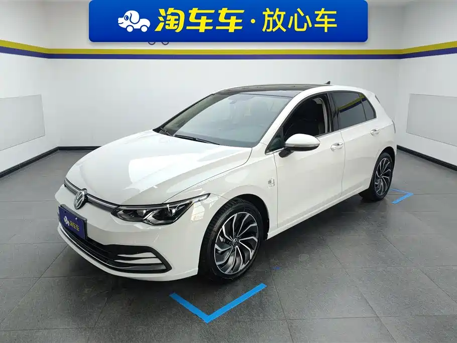 Volkswagen Golf 2024