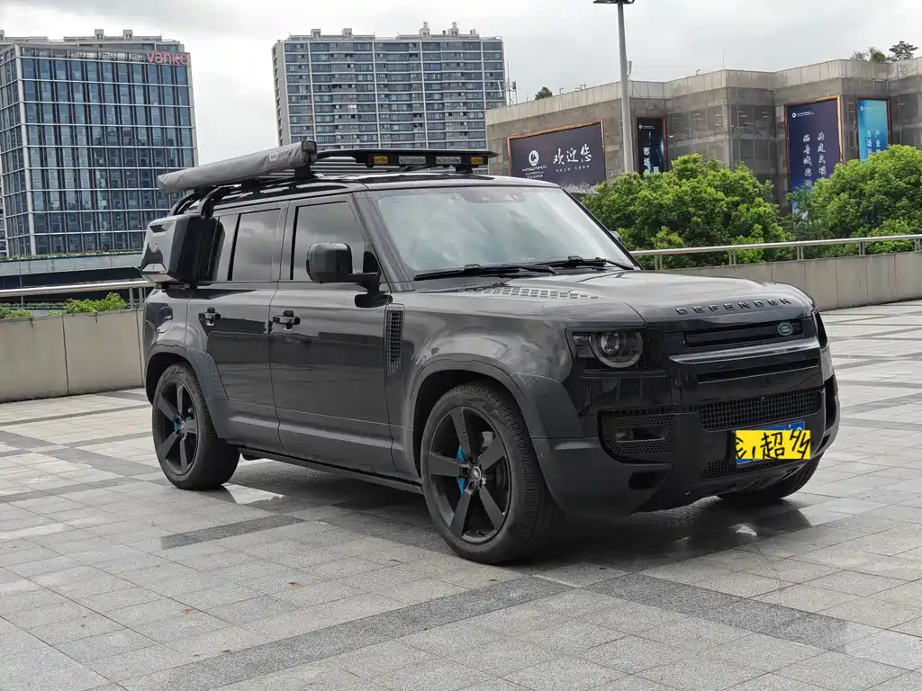 Land Rover Defender — миниатюра 3