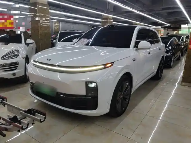 IDEAL CAR IDEAL L7 2024